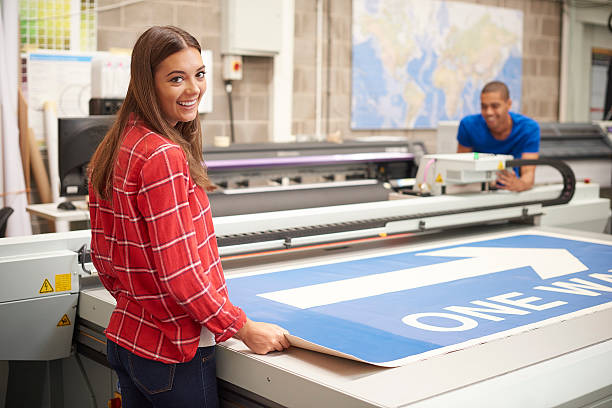 Vinyl Signage Installation: How It Helps Improve Business Visibility